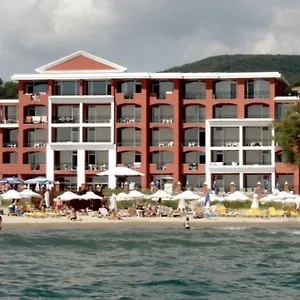 3* Apartahotel Carina